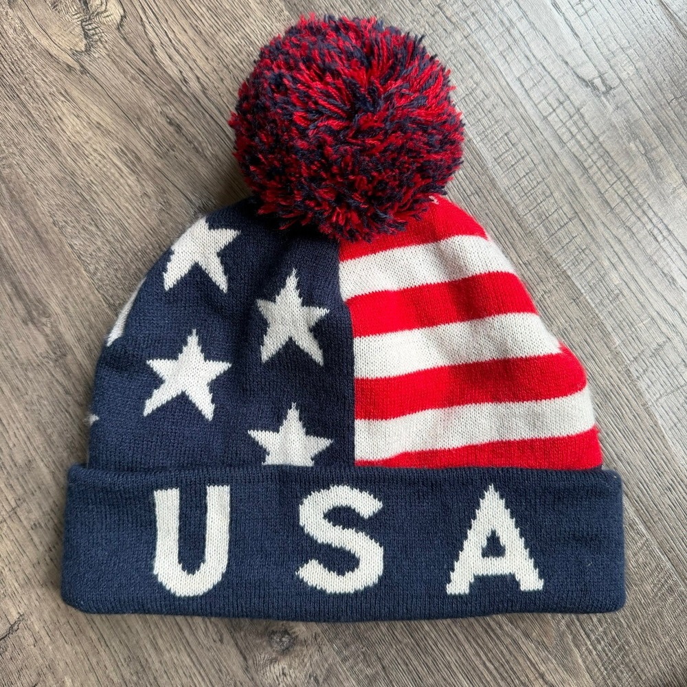 American Eagle Beanie USA Stars Stripes Knit Hat w/ Pom One Size